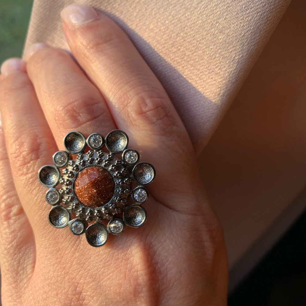 Hespera ring